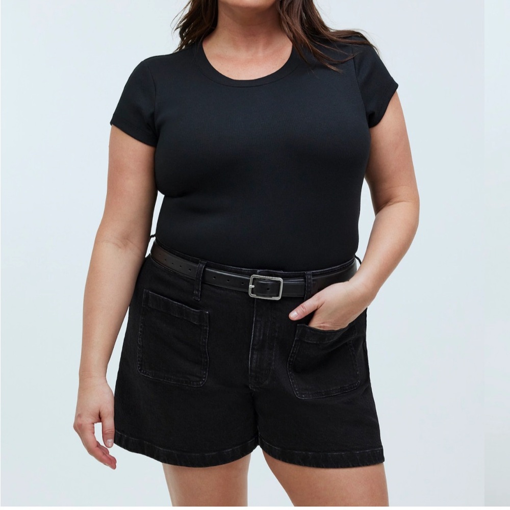 NWT Madewell The Curvy Denim Emmett Short Patch Pockets Black Wash